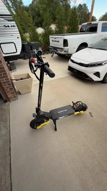 Best scooter for under $500!!#electricscooter #eoeotwo #fyp #deathtrap #enjoylife 