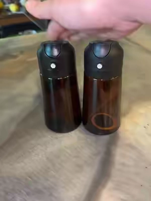 Dark glass oil sprayer bottles #kitchen #oliveoil #tiktokshopcreatorpicks #tiktokshopreviews 