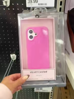 Love velvet caviar 💖 #velvetcaviar #phonecase #velvetcaviarphonecase 