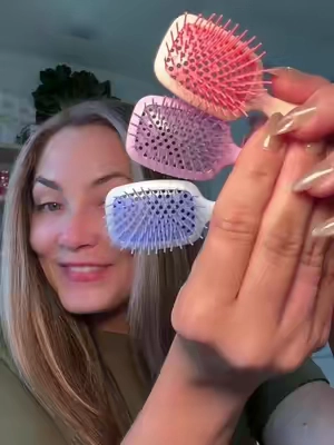 #unbrush #hairtok @FHI HEAT #miniunbrush #tiktokshopfinds #fyp   Adorable, tiny version of the iconic UNbrush, perfect for collectors Compact and convenient mini brush: Designed with a clip to easily attach to keys, bags, or backpacks Pocket-sized perfection, ideal for on-the-go use // Can be clipped onto various items, enhancing functionality and fashion