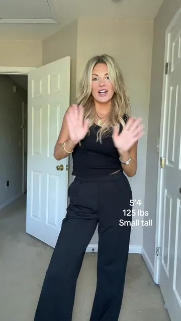Work fit -> weekend fit. My favorite pair of pants!! @Halara_official #halara  #halarapants  #workpants #activeinhalara #tiktokshopnewarrivals @Halara @halara.us.style 