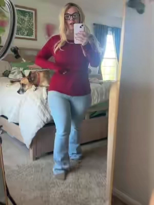 Get multiple!!! You can wear them for anything and everything #fulllengthtops #slimmingtops #curvyfashion #curvyfashionblogger 