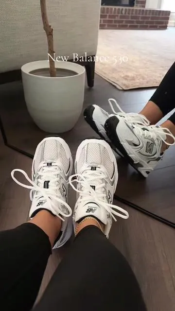 I am in love with these new balance 530s!! #newbalance #tillys #newbalance530 #tennisshoes #womensshoes 