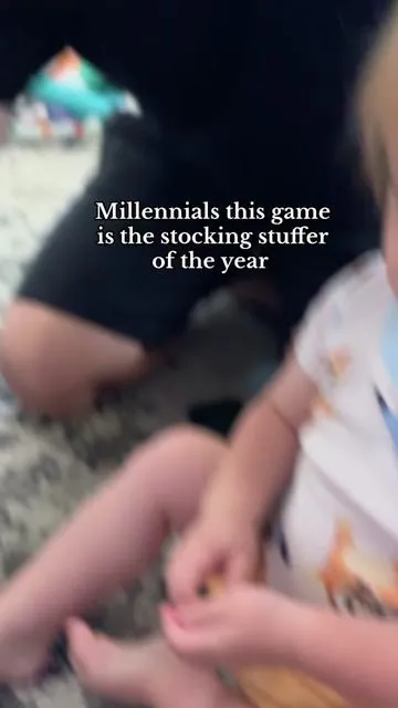 So so fun @LC Pop Quiz we want more decades! But this is absolutely perfect and I’ll be the hit at Christmas this year 😂 #lyricallycorrectgame #quizgames #musicgame #stockingstufferideas #familygamenight 