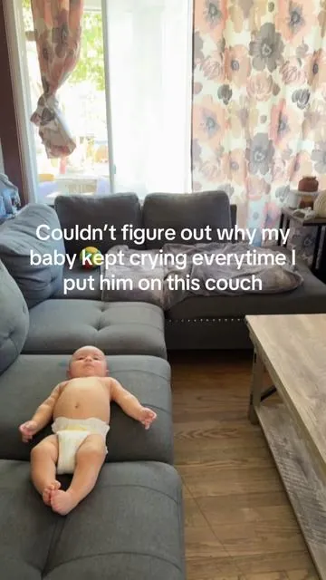 The sale on this couch is insane !! #fyp #cozy #boneless #couch #foryoupage 