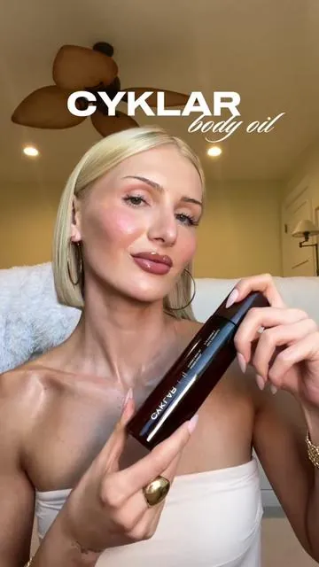 I’ve NEVER been so instantly in love w a body oil before SHE IS THE ONE !!😮‍💨 @CYKLAR #cyklar #bodyoil #bodyoils #bodyoilsforskin #bodycare 