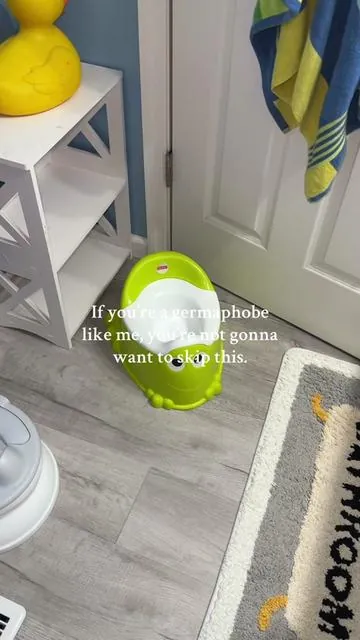 🚽✨ Potty training just got WAY easier (and cleaner)! The Jool Baby 2-in-1 Toddler Toilet Seat fits right on top of your toilet for a secure, hygienic, and stress-free potty time. Perfect for germaphobe parents who want convenience + cleanliness in one! 🦠💦@Jool Baby  #PottyTrainingMadeEasy #creatorsearchinsights #MomHacks #ParentingTips #ToiletTraining
