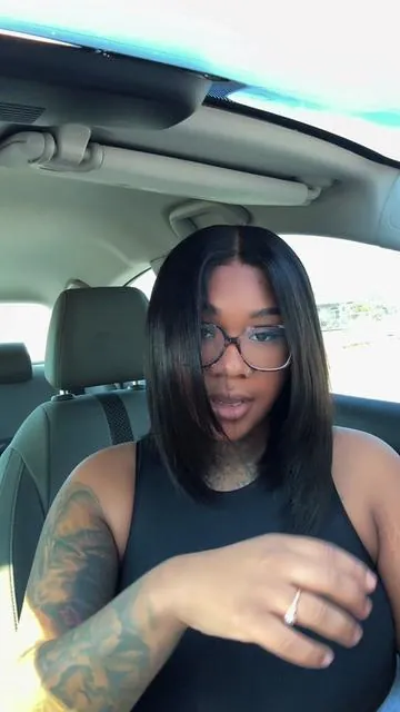 Okayyy TBH I never understood the hype about glueless wigs until now!! As someone who’s new to wearing wigs, I can 100% agree that glueless wigs are top tier 😍 especially the ones I’ve received from @ISEEHAIR  #iseehairbeauty #ISEEhairshop #halfwigtok #TikTokShopBacktoSchool #wiginstall 