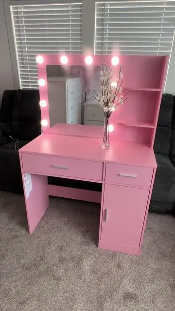 Hermoso vanity de 4 cajones, disponible en 3 colores, 3 diferentes tonos en sus luces #TikTokShopBlackFriday #TikTokShopCyberMonday #vanity #vanitymakeup #ledlights 