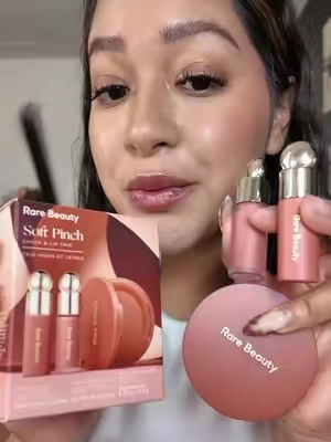 New trios from rare beauty😍 @Rare Beauty #rarebeautysoftpinchliquidblush #rarebeauty #softpinchtrio #septemberrestock #softpinchtintedlipoil 