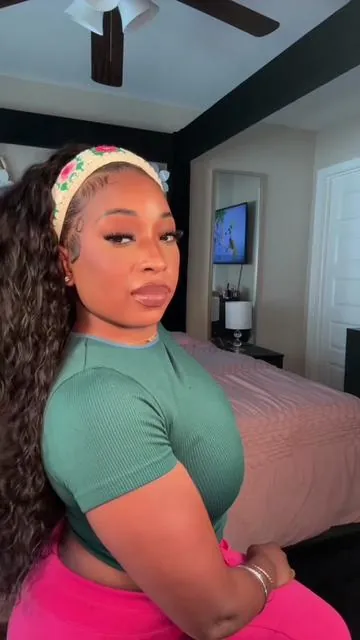 Quickest and easiest protective hairstyle 🫶🏽 Headband Wig 🤏🏽🥰 @UNice Hair #wigtok #wigstyling #unicehair 