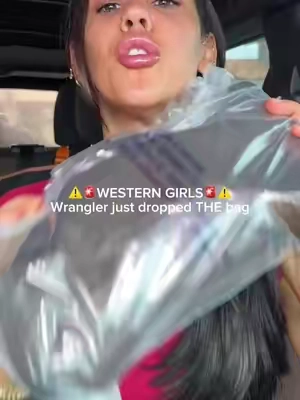Western girls, don’t blink or you’ll miss it 🤠✨