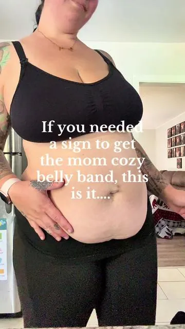 If you’re a plus size girly & pregnant and you don’t own one of these mom cozy belly bands…. What are you doing?!?  #bellyband #momcozy #pregnant #plussizemom #fypage 