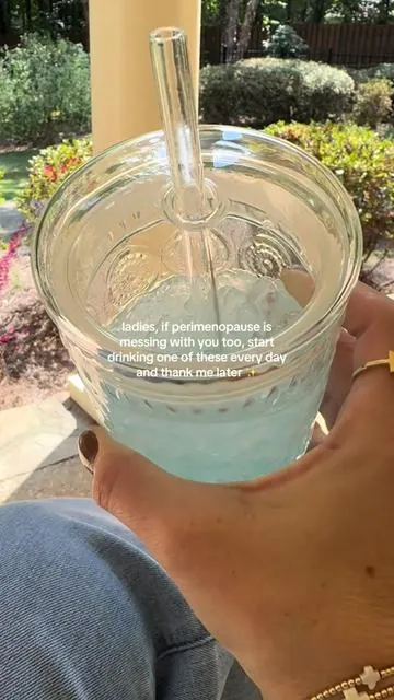 All natural hormone support that actually makes a difference✨🙏🏻 I have been drinking one daily for 3 weeks now and here’s what I’ve noticed, first, I have more energy. Way less mid-day crashes. My hair and skin have felt more hydrated, brighter, shinier and less dull. I feel less 🤪 and have been able to focus better on the daily. Perimenopause is no joke and I’ll definitely keep using this one! @Beam Glow #hormonesupport #perimenopause #perimenopausehealth #womenshealth #holistichealth 
