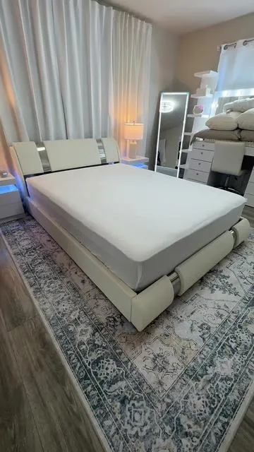 #cama #queen #modern #camasmodernas #camastapizadas 