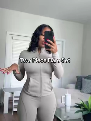 Flare Pants Set with THEE best quality !!!  #flarepants #twopieceset #lululemon 