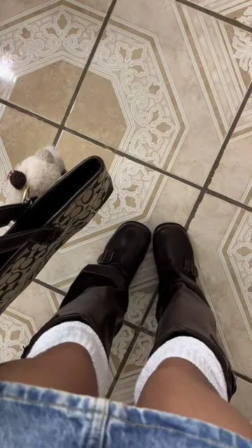 So ready to wear cute fall clothes 🍂🤎#foryoupage #brownbootsoutfits #ootd #tiktokshop #readyforfallweather #imjustagirl #sooocute 