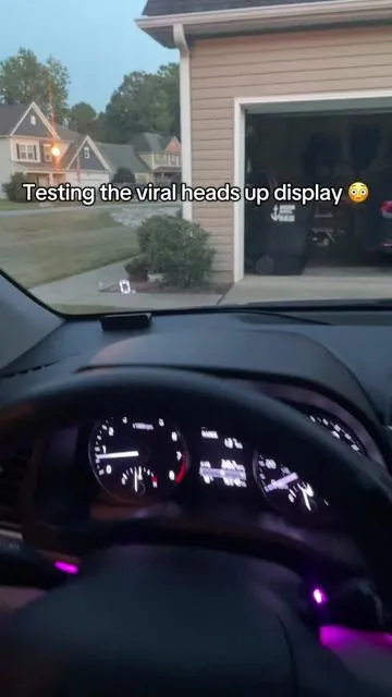 My absolute favorite upgrade I’ve installed in my cars interior #headsupdisplay #caraccessories #car #carsoftiktok #tiktokshop 