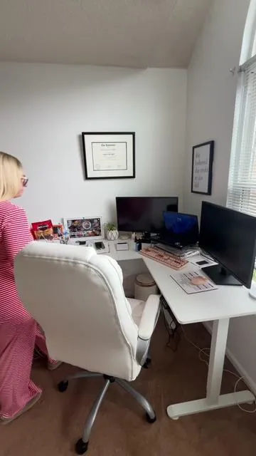 These are on SALE again!! #electricdesk #standingdesk #homeoffice #workfromhome 