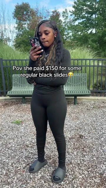 Pov she paid $150 for some regular black slides😭 #thebest #atoyye #dracoslides 