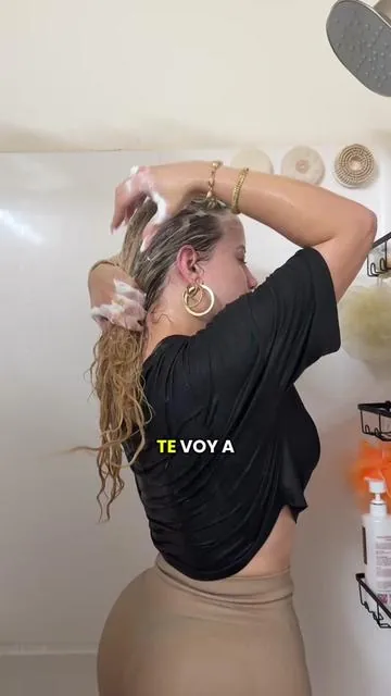 Cabello hidratado y suave con este Tratamiento para el cabello hidratante con colageno, incluido shampoo, mascarilla de colageno y aceite hidratante intensivo #karseellcollagen #karseell #cabellosaludable #tratamientosparaelcabello #colageno 