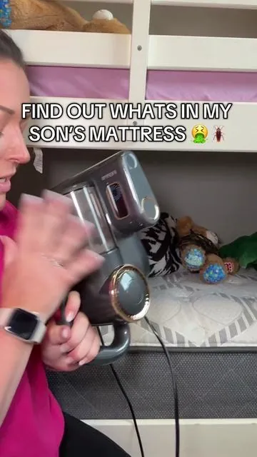 I never thought I’d be this excited about cleaning my mattress, but here we are. 😂 I just tried this mattress vacuum cleaner, and OMG—where has this been all my life?! It’s wild how much dust and stuff can hide in your bed, sofa, and cushions. This little dust mite vacuum is like a deep-cleaning ninja for all the places regular vacuums just don’t reach. It’s compact, super easy to use, and honestly feels so satisfying to see everything it picks up. Plus, knowing my bed and couch are actually clean now? Game-changer. If you’ve got pets or just love that fresh, clean vibe, this is IT. 🙌 Heavy duty vacuum? Check. Sofa cleaner? Check. Mattress vacuum cleaner? Double check. 👏 #HeavyDutyVacuum #DustMiteVacuum #MattressVacuumCleaner #feppomattressvacuum  #tiktokshopcreatorpicks 