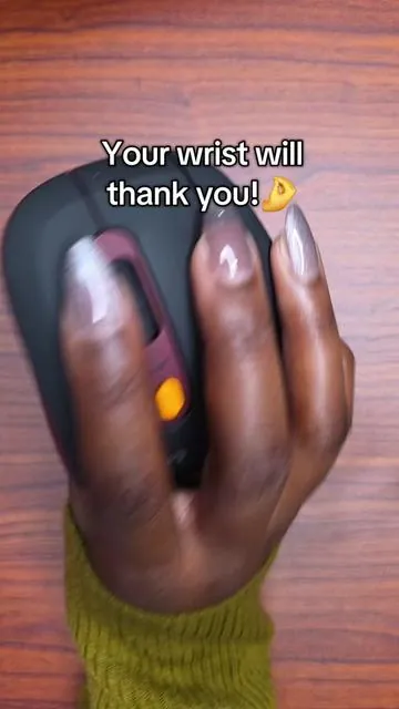 Ergonomic vertical mouse. So comfortable for daily use! #dadgift #tiktokshopfalldealsforyou #wirelessmouse  #tiktokshopcybermonday #tiktokshoprestock 