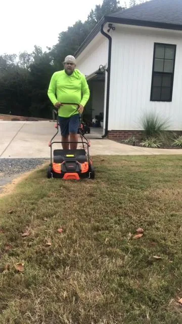 Stop suffocating your turf #vevor #dethatcher #scarifier #lawntok #tiktokshopcreatorpicks 