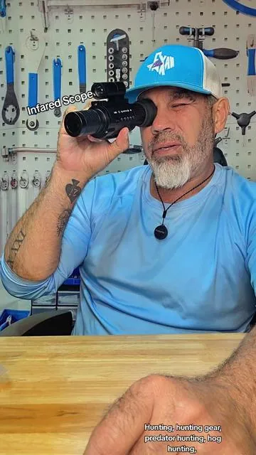 Hunting Scope With Infared #hunting #huntinggear #infared #hoghunting #tiktokshopcreatorpicks 