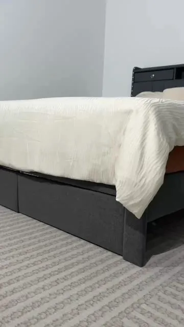 Unlock the "ultimate form" of your bedroom. This bed is a cyber-savvy one.#bedframe #furniture #bedroom #tiktokshop #comfybed 