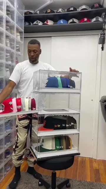Storage and organization challenge in a small apartment. here are my a great space storage saver #smallapartment  #storagehacks #spacesaving #organization #storageideas 