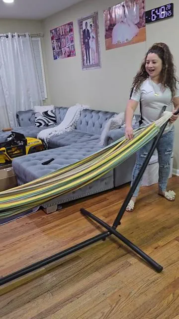 Cómoda hamaca para descansar #hamaca #hammock #hamacas #latinosenusa #hammocklife 