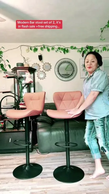 #kitchenhack #kitchenisland #chair #barstool #homedecor 