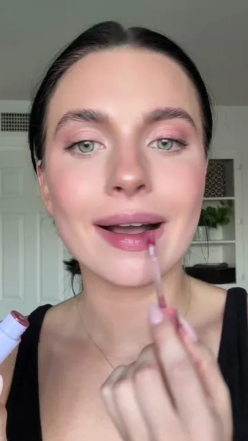 Been wearing this on repeat!! 😍👏 #lipstain #virallipstain #tiktokshopcreatorpicks #tiktokshopblackfriday #tiktokshopcybermonday 