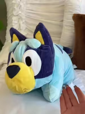 Pillow Pet Bluey Cuddles That Make Bedtime Fun 🐾💙 #PillowPet #Bluey #CuddleBuddy #BedtimeFun #KidsFavorites 
