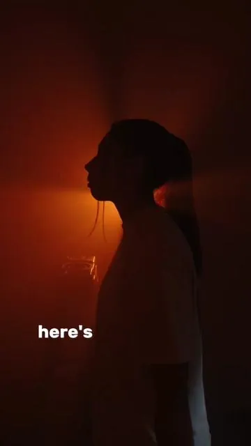 Who would have through such a small light could light up a whole room ? @neewerofficial  #Neewer #VideographyTips #ContentCreator #Cinematography #FilmmakerLife      