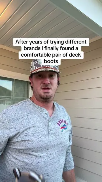I’ve search for year and worn countless different brands looking for a comfortable pair of deck boots. I finally found them with @SUREWAY-FOOTWEAR #boots #deckboots #waterproof #comfortable #falldealsforyou 
