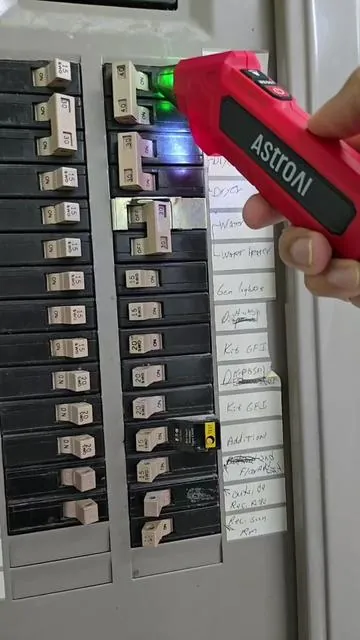 #breakerfinder #voltagedetector #electricalwiring #electriciansoftiktok 