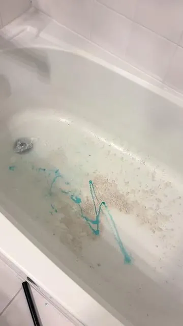 #electricscrubber #cleaning #cleantok #bathroomcleaning #easycleaning 
