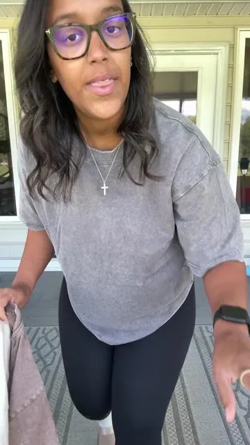 A sucker for a good oversized T-shirt!  #oversizedshirt #oversizedteeshirt #acidwashtshirts #tiktokshopfalldealsforyou 