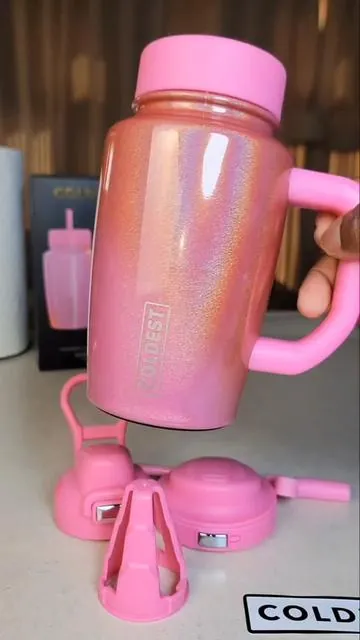 The coldest tumbler are really good and affordable #tumblers #tiktokshopblackfriday #tiktokshopcreatorpicks #tiktokshopfalldealsforyou #warmupfortheholidays 