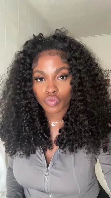 some of these wear and go wigs don’t really give wear and go 😭 this wig from @ISEEHAIR was so easy to style though! #halfwig #burmesecurly #curlywig #wiginstall #iseehairbeauty 