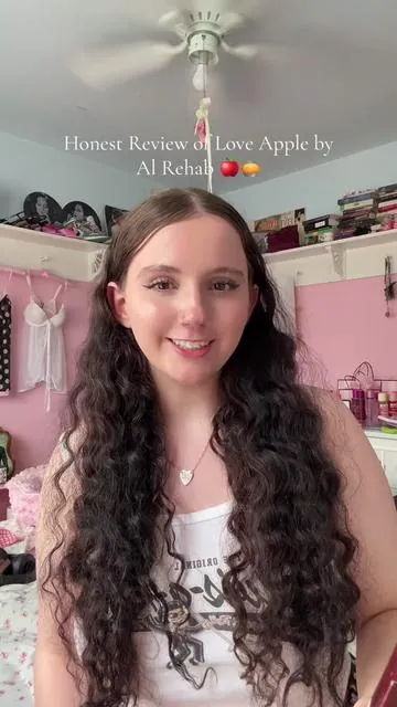 WAIT BC WHY IS THIS SO BOMB (individuals linked in my showcase!) #arabianperfume #loveapple #fragrance #review #perfume 