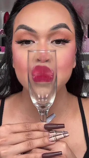 the stain is staining babyyy🔥🙌🏼 #lipstain #tiktokshop #tiktokshophaul #tiktokshopblackfriday #tiktokshopfinds 