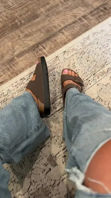 How cute are these Birkenstock Arizona platforms. 😍😍😍 @HSN, Inc  #HSN #birkenstocks #birkenstockarizona #platformsandals #TikTokShopCreatorPicks 