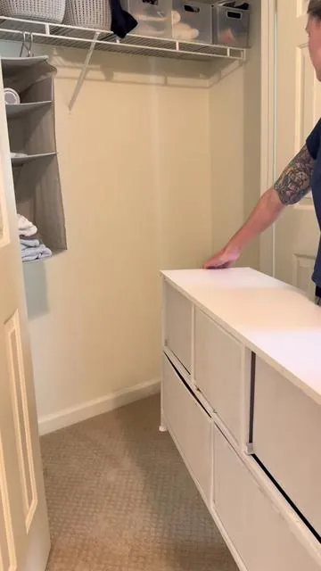 The price may be cheap but this thing is such good quality! It’s perfect to get small spaces organized.  #budgetfriendly #smallspace #closetorganization #organizer #clothesorganizer  