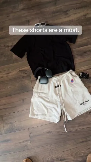 Must have essentials shorts #fasion #trending #essentialsshorts #fyp #mensfashion 