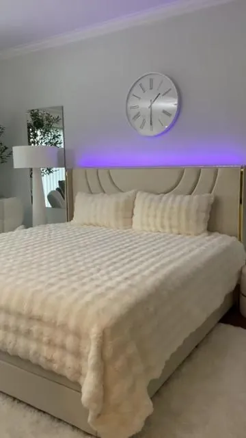 This bed exceeded all my expectations — soft, sturdy, and incredibly beautiful. A true statement piece in the room!#TikTokShopBacktoSchool #dealsforyouday #blackfriday 