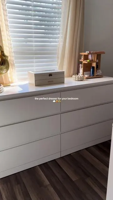 the perfect sleek minimalist dresser #bedroom  #dresser #tiktokshopcreatorpicks #falldealsforyou #tiktokshopfalldealsforyou 