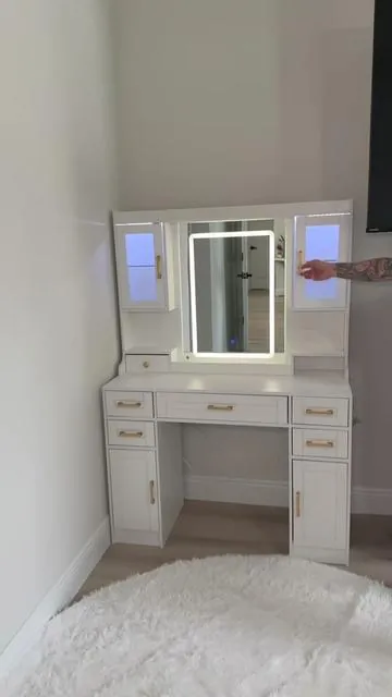 #vanity #makeupvanity #vanitymakeup #vanityorganization #vanitysetup 